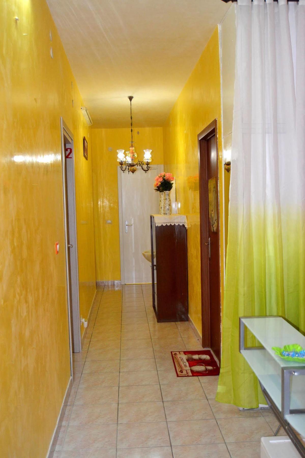 B&B Milon Mestre Bagian luar foto